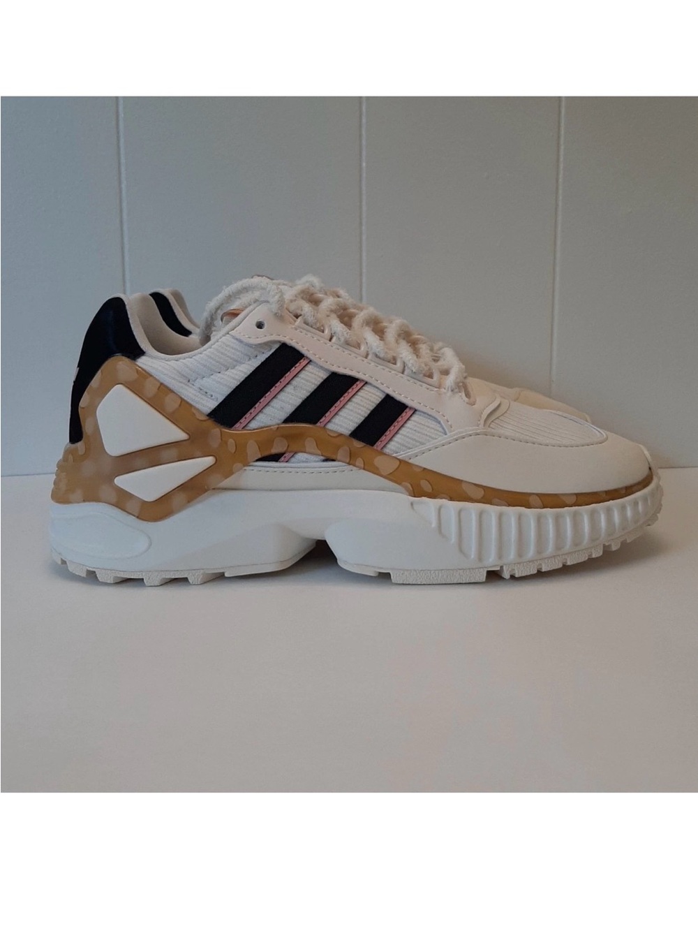 Disney x Adidas ZX Wavian Bambi Sneaker GZ6246 Women's Size 7 Women
